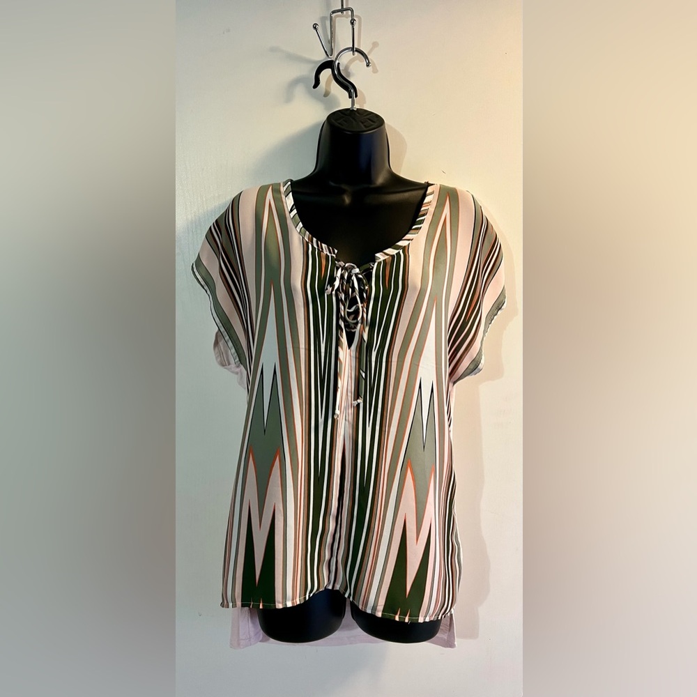 Heartsoul light pink and sage green top